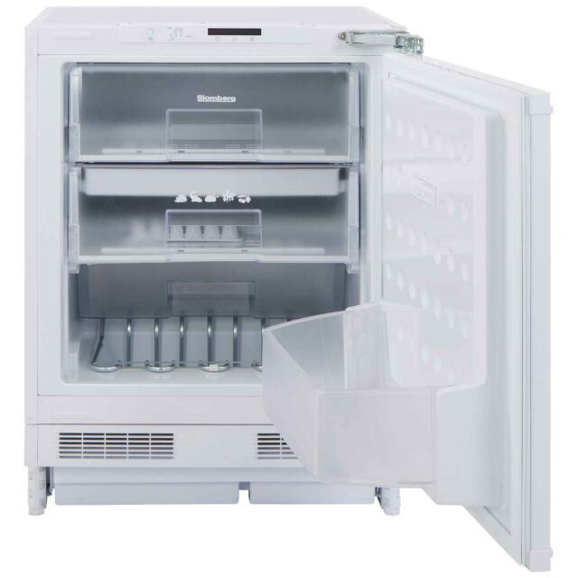 Blomberg FSE1630U Freezer Built-In